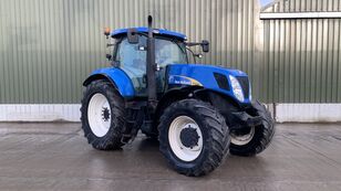 трактор колесный New Holland T7040