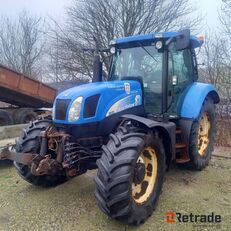 трактор колісний New Holland TS135A