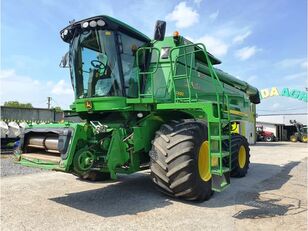 зерноуборочный комбайн John Deere S 690