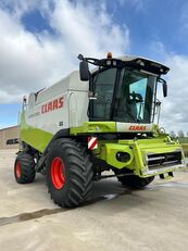 зернозбиральний комбайн Claas 550