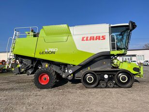 зернозбиральний комбайн Claas Lexion 760TT (з Європи) є в наявності