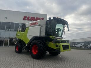 зернозбиральний комбайн Claas Trion 530