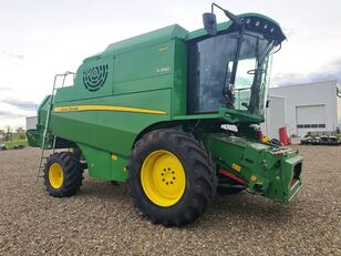 зернозбиральний комбайн John Deere W 440