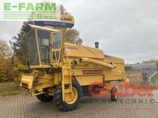 зернозбиральний комбайн New Holland 8030