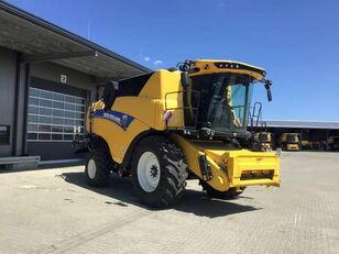 новий зернозбиральний комбайн New Holland CX 8.90